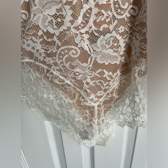 Pinsy Shaping Lace Shapewear Bodysuit | White, 1X | New with Tags - Picture 6 of 8